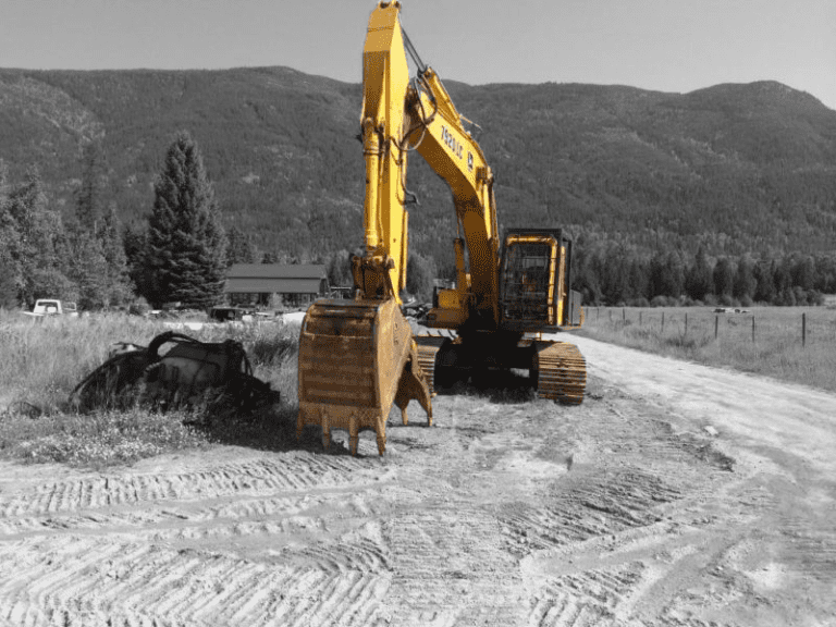 excavator-with-mountain-768×576 Lease to Own Excavators of any size, new or used